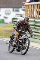 Vintage-motorcycle-club;eventdigitalimages;mallory-park;mallory-park-trackday-photographs;no-limits-trackdays;peter-wileman-photography;trackday-digital-images;trackday-photos;vmcc-festival-1000-bikes-photographs